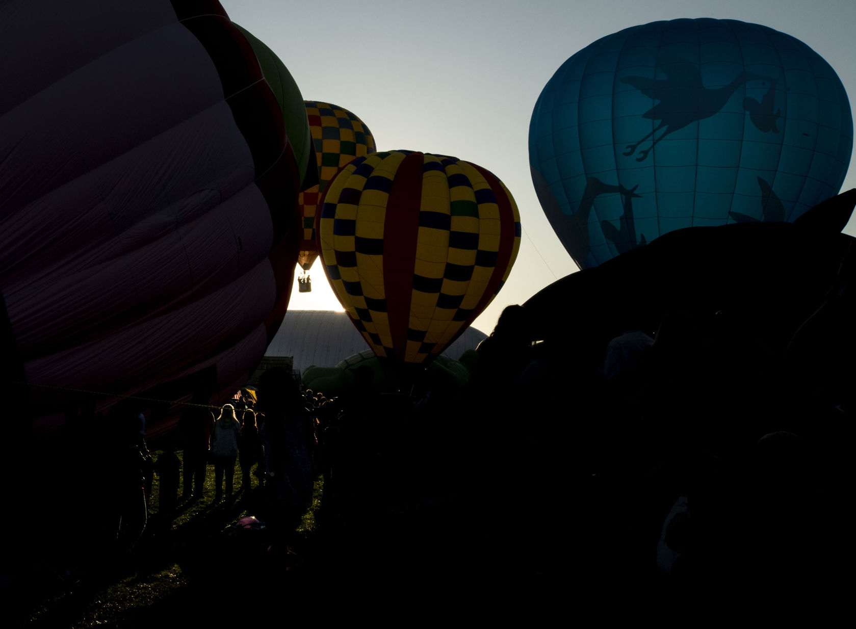 090219-news-liftoffballoons 29.jpg